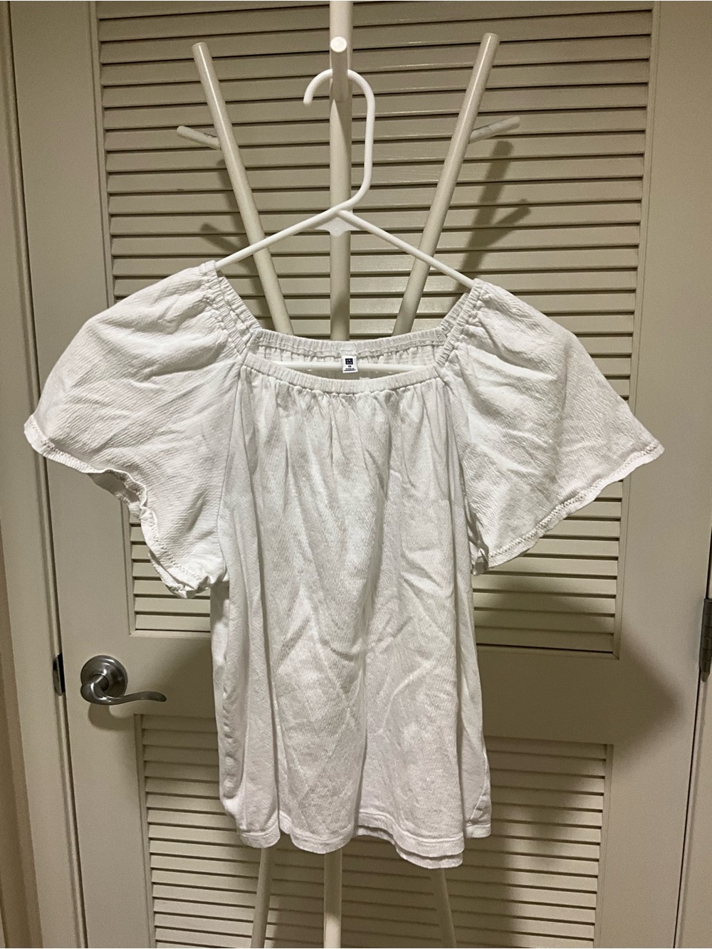 Uniqlo cotton White Off-Shoulder Flutter Sleeve Blouse